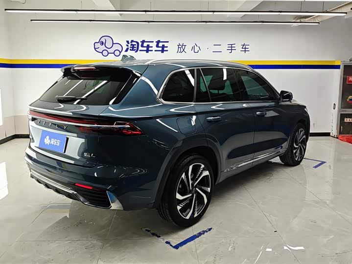 Фото 3 - Geely Monjaro