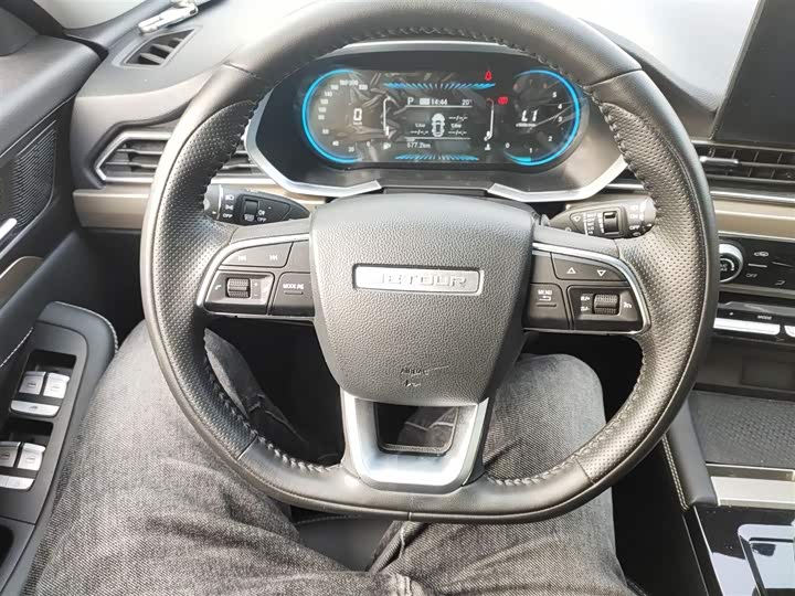 Фото 11 - Jetour X70