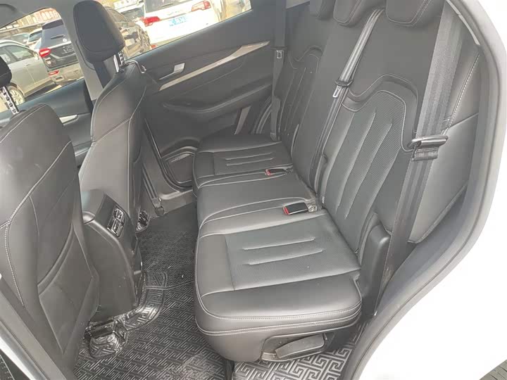 Фото 17 - Jetour X70