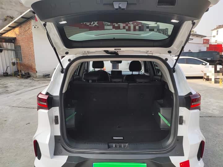 Фото 19 - Jetour X70