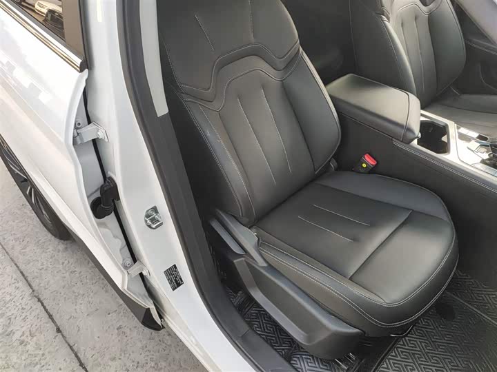 Фото 25 - Jetour X70