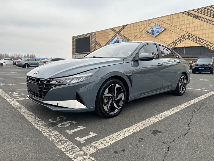 Фото 1 - Hyundai Elantra N line