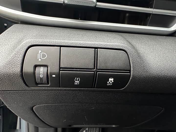 Фото 12 - Hyundai Elantra N line