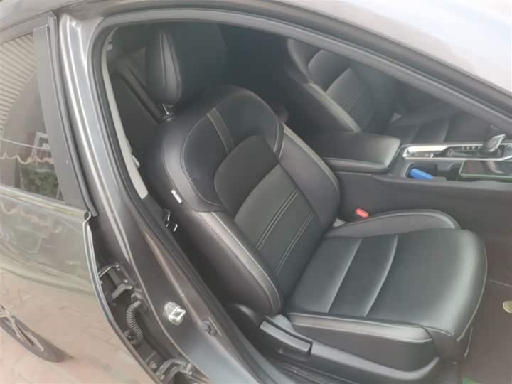 Фото 25 - Nissan Sylphy