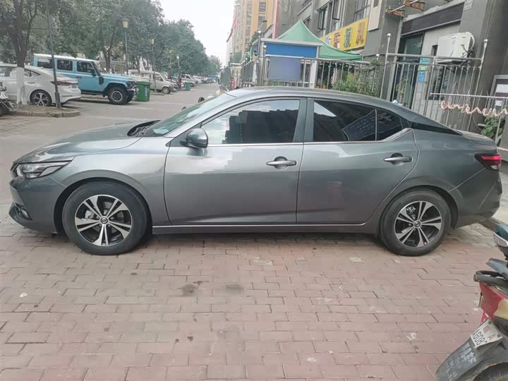 Фото 5 - Nissan Sylphy