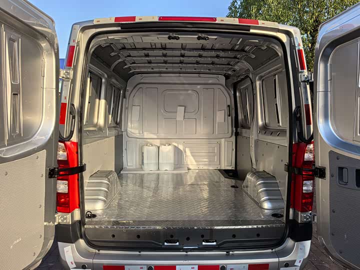 Фото 13 - Foton Tuyano