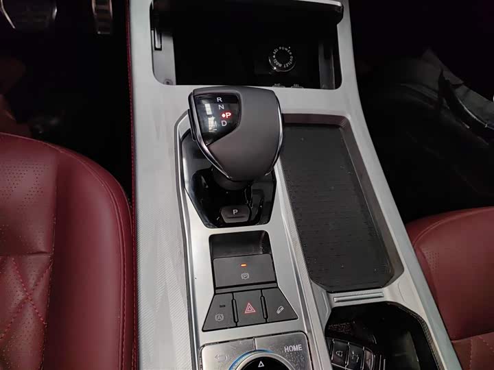 Фото 14 - Jetour X70 Plus