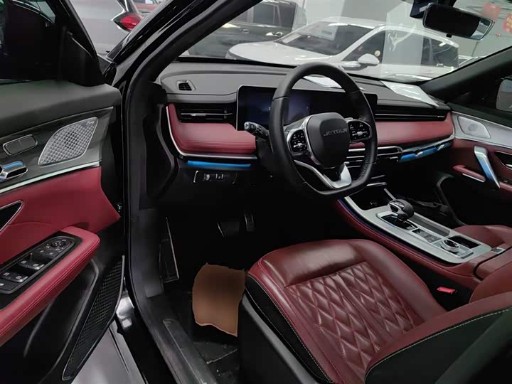 Фото 16 - Jetour X70 Plus