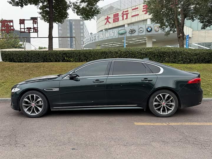 Фото 3 - Jaguar XF L
