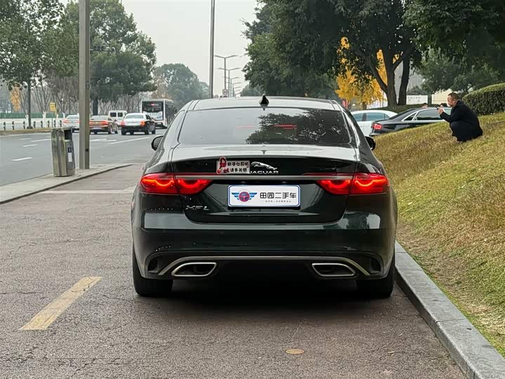 Фото 5 - Jaguar XF L