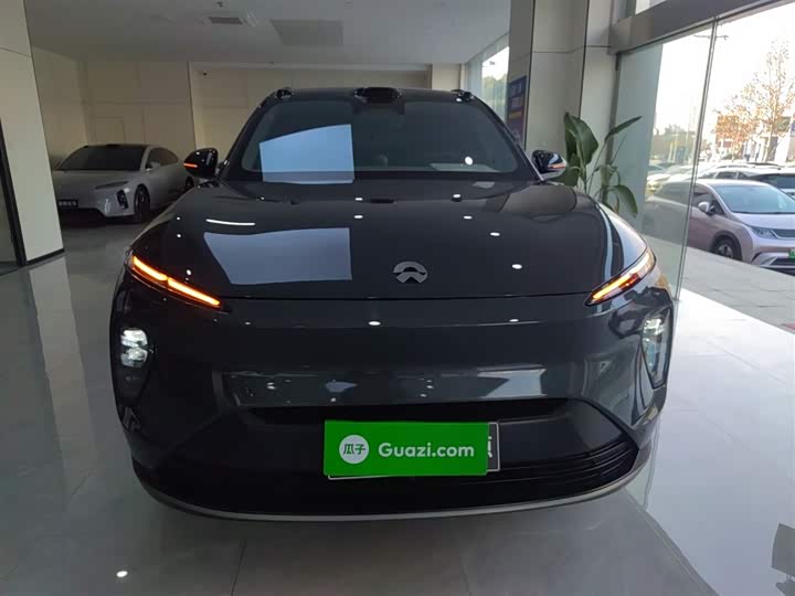 Фото 3 - Nio ES8