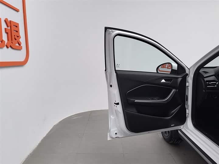 Фото 8 - Chery Tiggo 3x