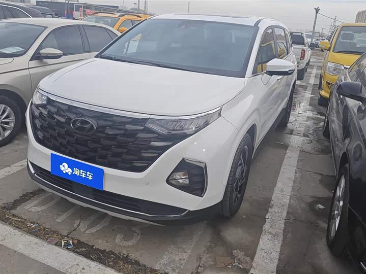 Фото 1 - Hyundai Custo