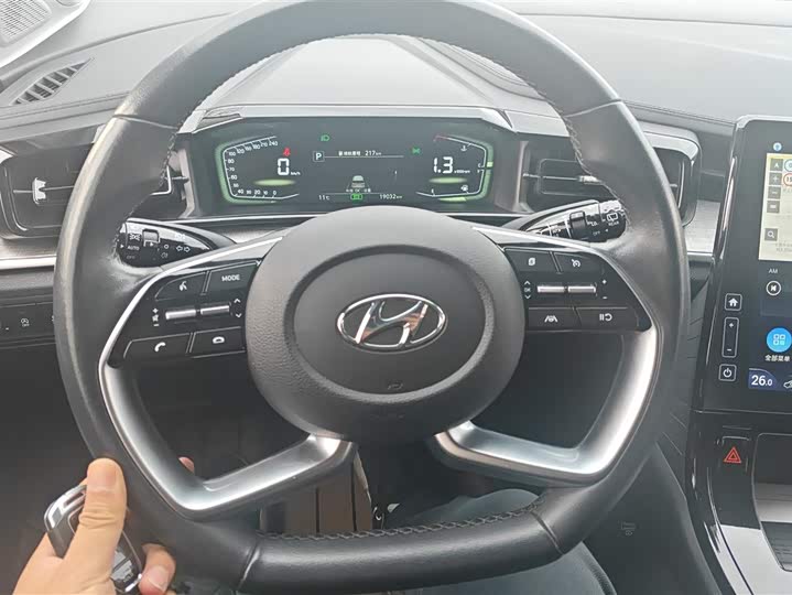 Фото 15 - Hyundai Custo