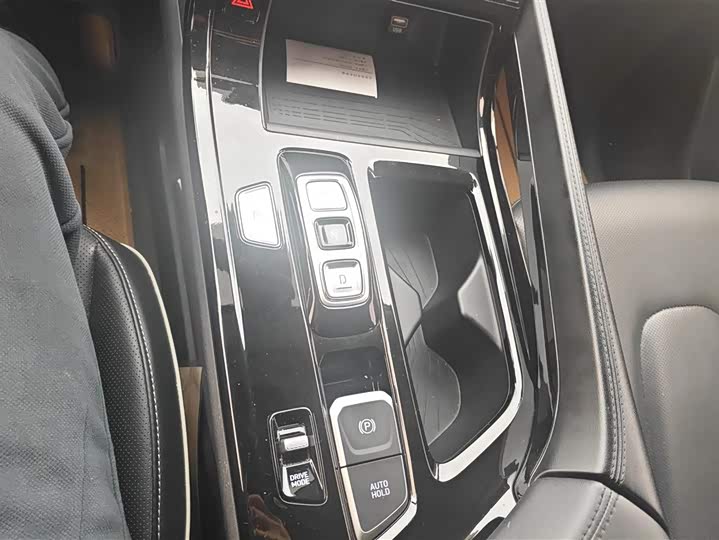 Фото 16 - Hyundai Custo