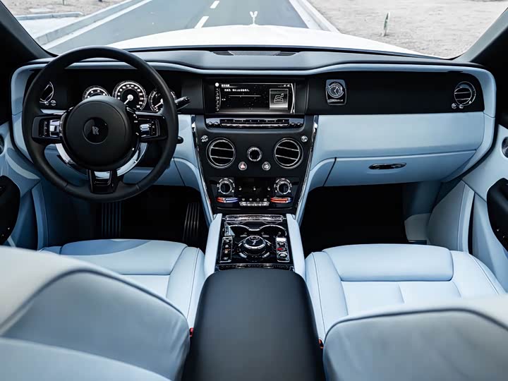 Фото 9 - Rolls-Royce Cullinan