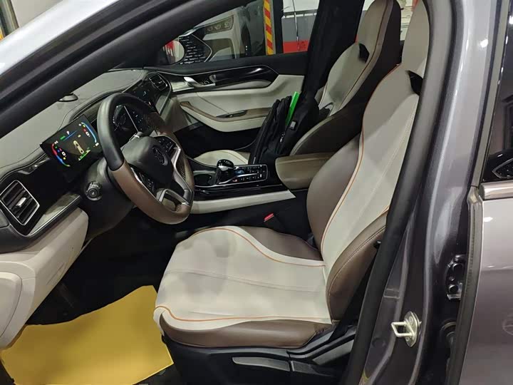 Фото 15 - BYD Qin Plus