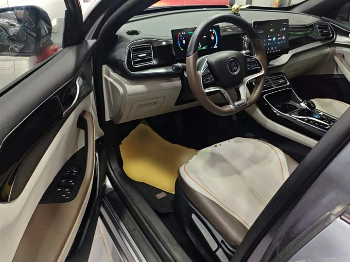 Фото 16 - BYD Qin Plus