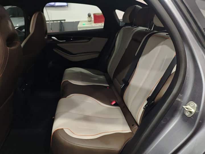 Фото 17 - BYD Qin Plus