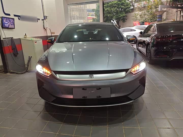 Фото 3 - BYD Qin Plus