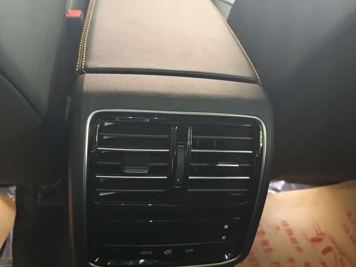 Фото 10 - Volkswagen CC