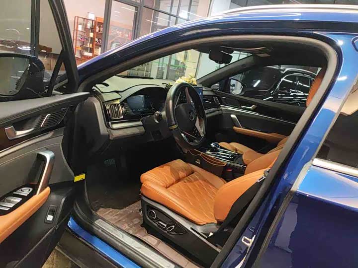 Фото 7 - BYD Tang Hybrid/EV