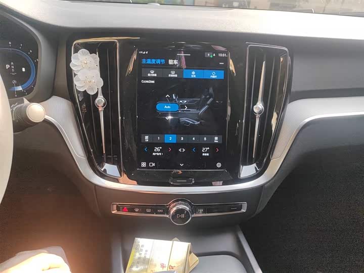 Фото 13 - Volvo S60