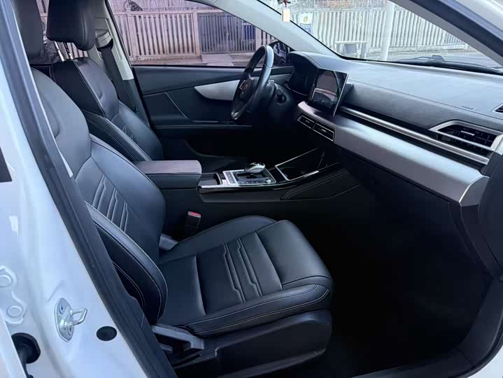 Фото 10 - BYD Qin EV