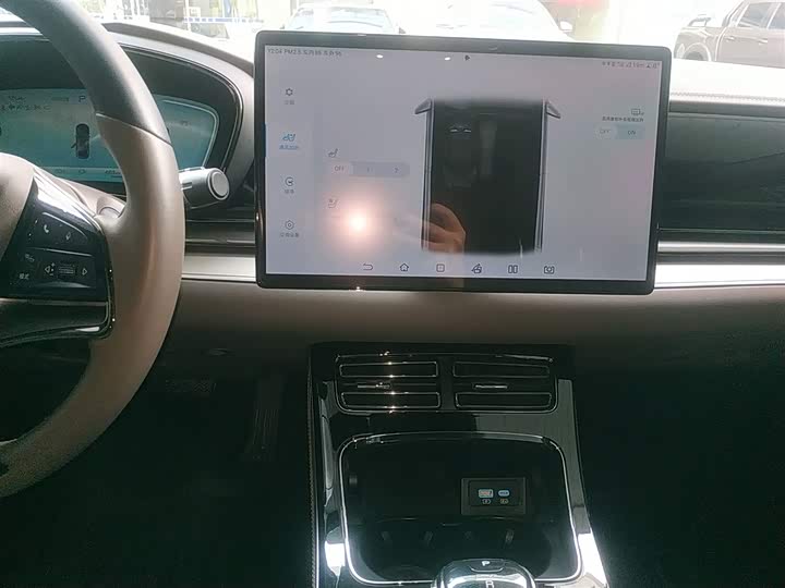 Фото 13 - BYD Han