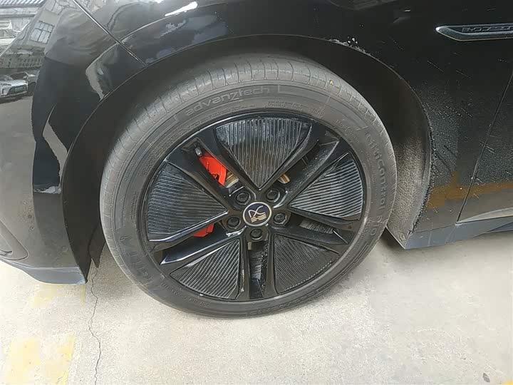 Фото 23 - BYD Han