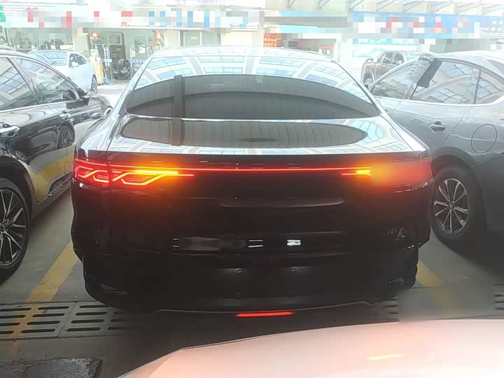 Фото 6 - BYD Han