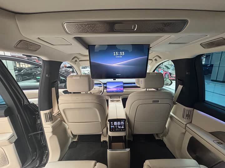 Фото 12 - Nio ES8