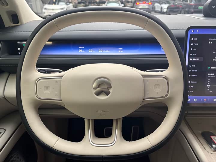 Фото 9 - Nio ES8