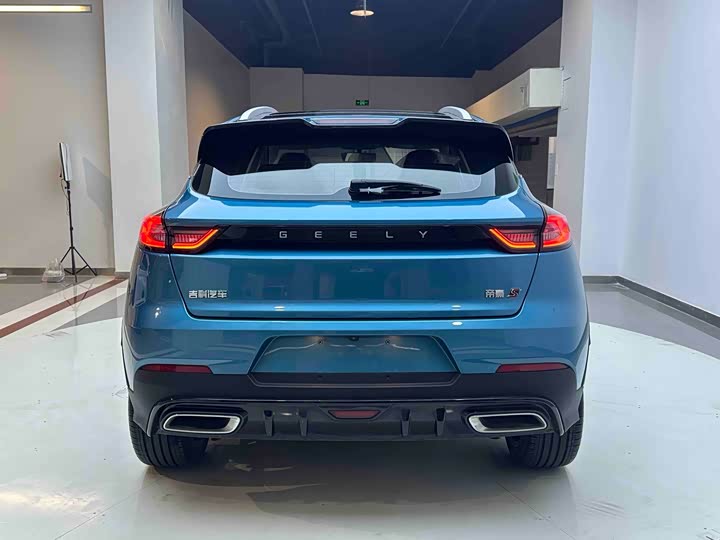 Фото 5 - Geely Emgrand GS