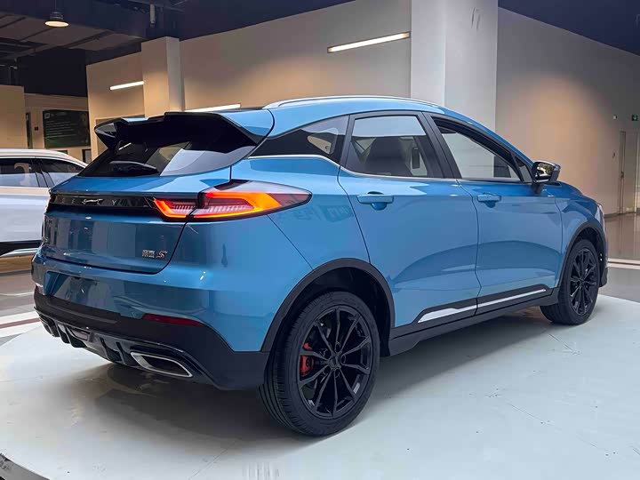 Фото 6 - Geely Emgrand GS