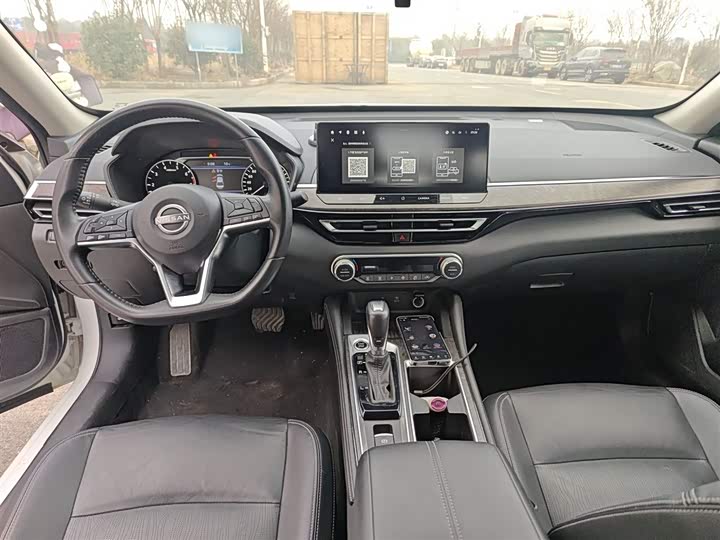 Фото 10 - Nissan Teana