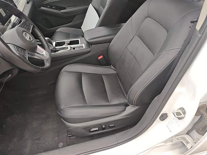 Фото 15 - Nissan Teana