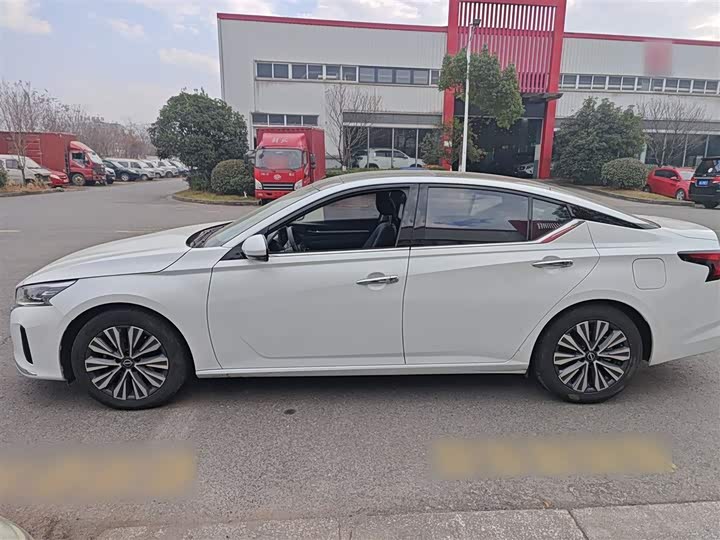 Фото 5 - Nissan Teana