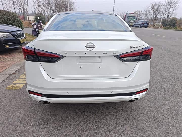 Фото 6 - Nissan Teana