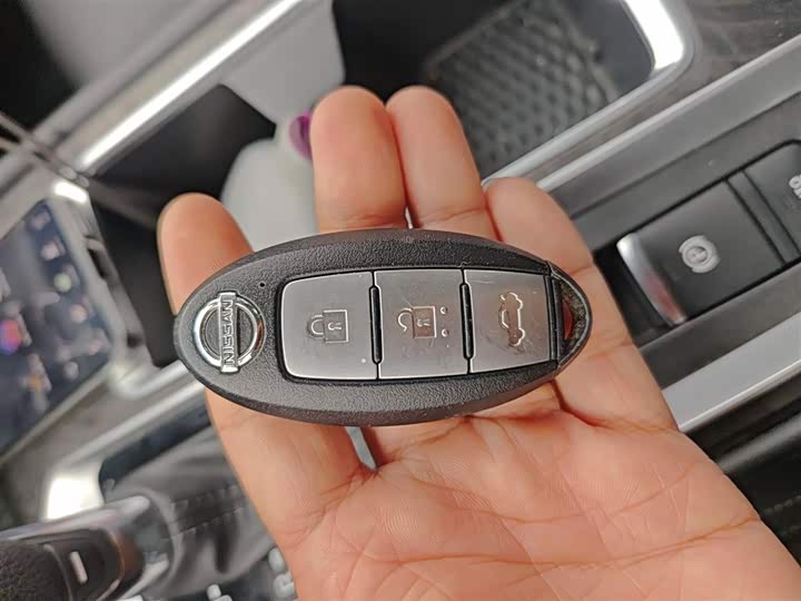 Фото 9 - Nissan Teana