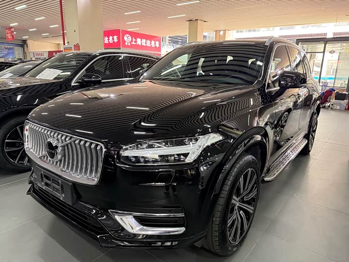 Фото 2 - Volvo XC90