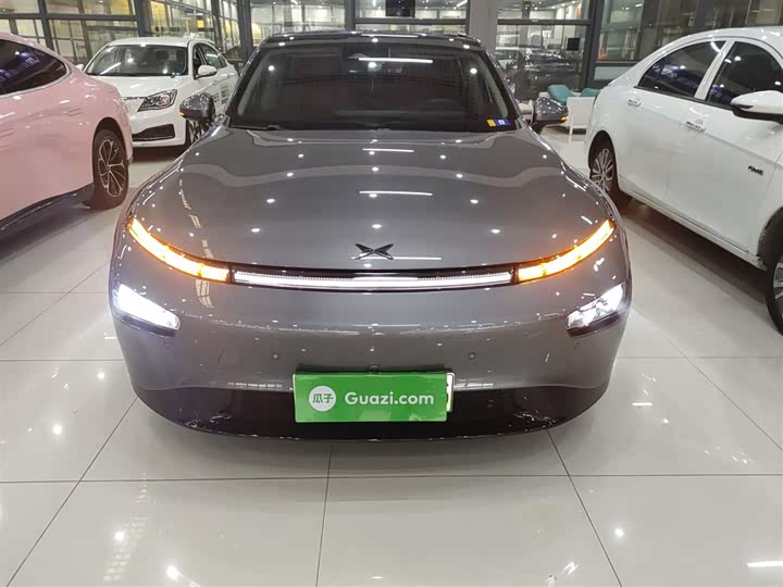 Фото 3 - XPeng P7