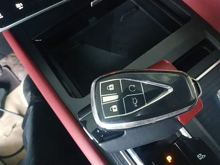 Фото 9 - Changan CS75 Plus