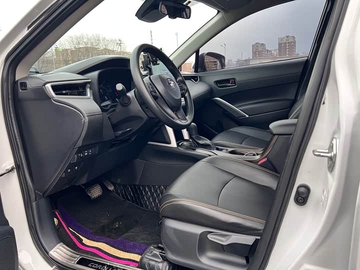 Фото 7 - Toyota Corolla Cross