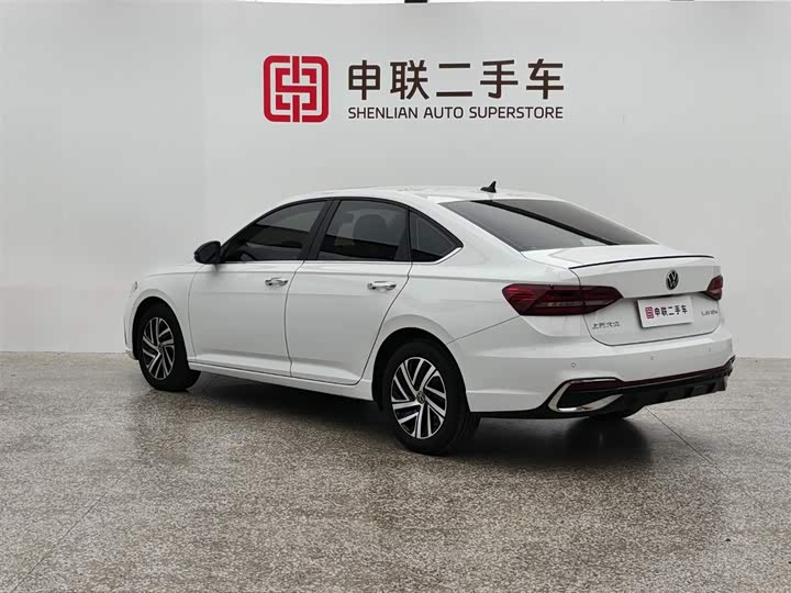 Фото 2 - Volkswagen Lavida