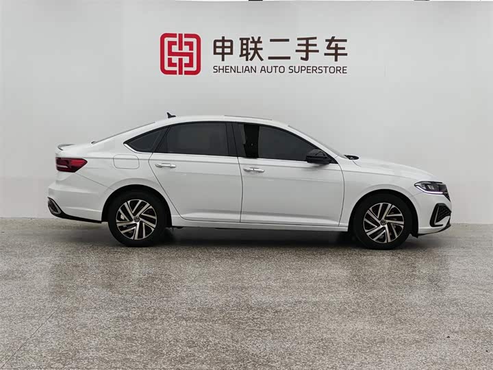 Фото 5 - Volkswagen Lavida