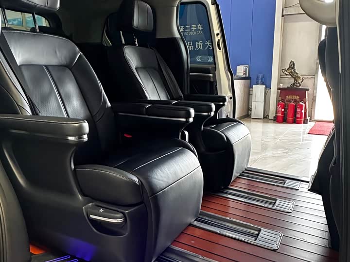 Фото 10 - GAC Trumpchi M8