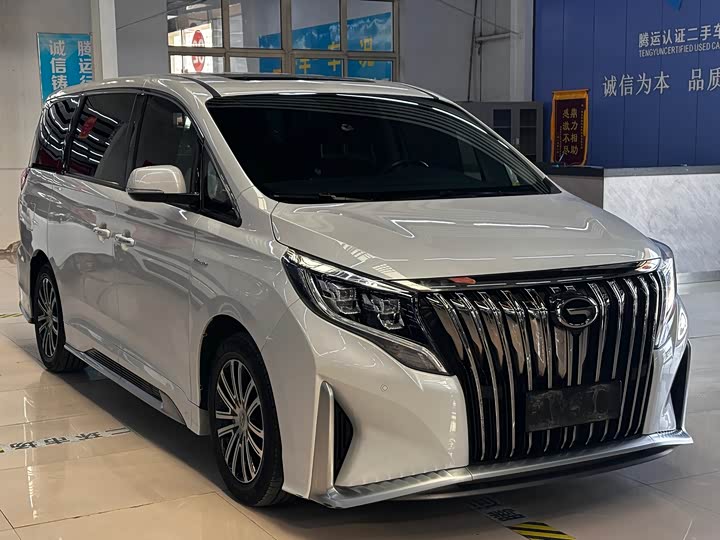 Фото 3 - GAC Trumpchi M8