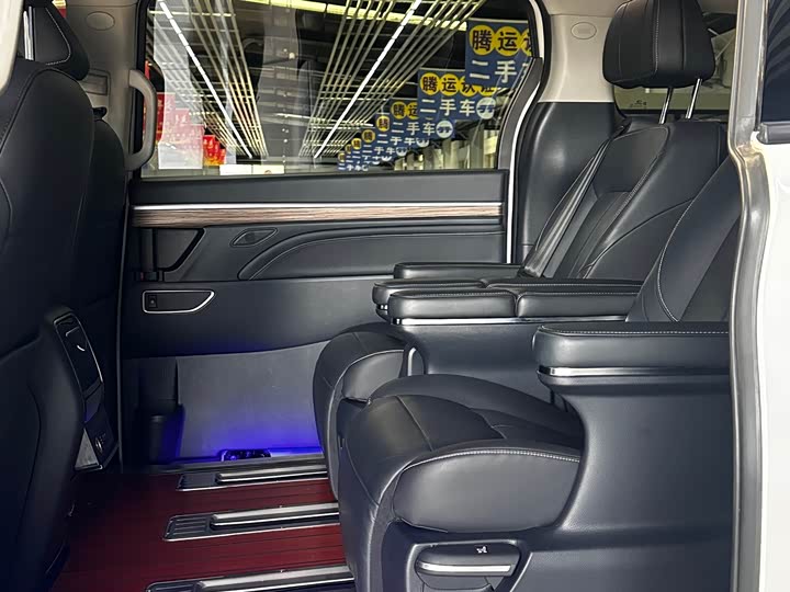 Фото 7 - GAC Trumpchi M8