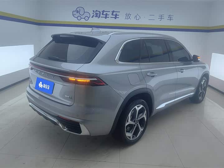 Фото 3 - Geely Monjaro